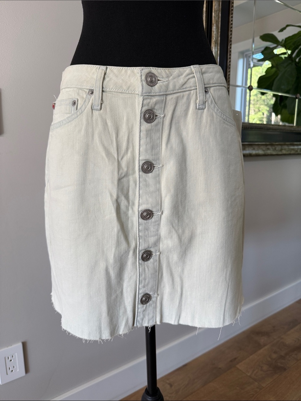 Hudson Jeans Cream Button-Front Mini Denim Skirt